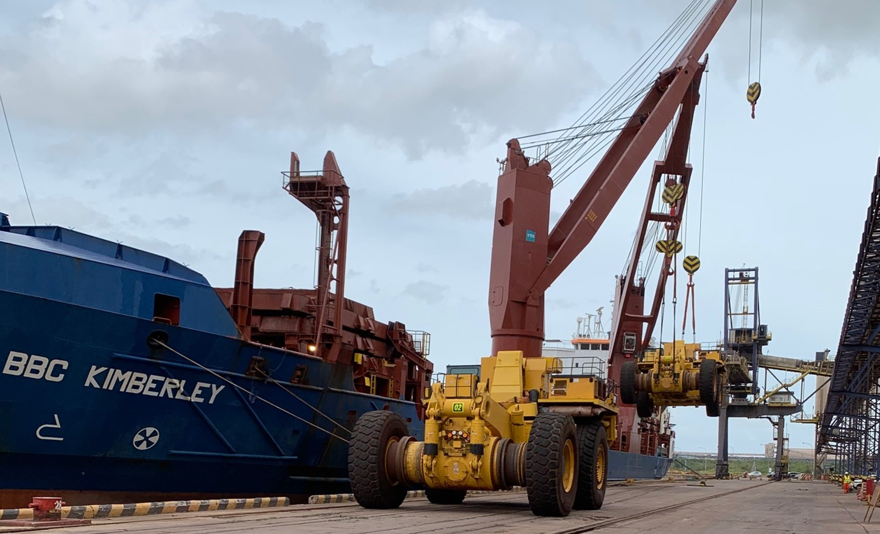 loading mining equipment